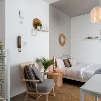 Orchid's Cozy Studio & Balcony in Larnaca