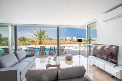 Gallery image of Blue Pearl Holiday Villa 2 in Protaras