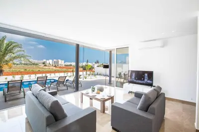 Gallery image of Blue Pearl Holiday Villa 2 in Protaras