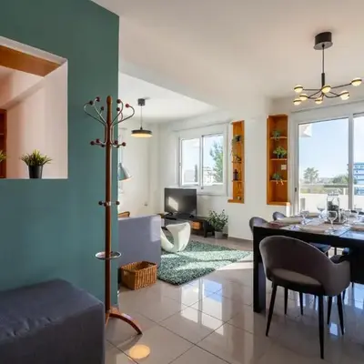 Jayde 2-Bedroom Apartment in Larnaca