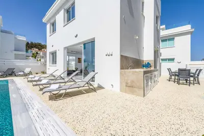 Gallery image of Green Bay Villa 14 in Protaras