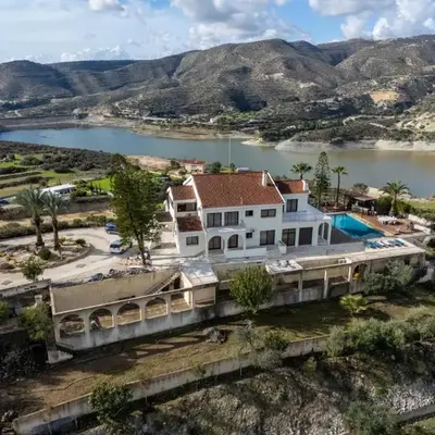 Great property - amazing views