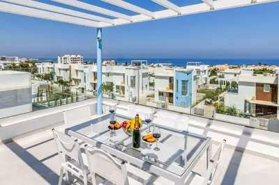 Gallery image of Mylos Lifestyle Seaview 21 in Protaras