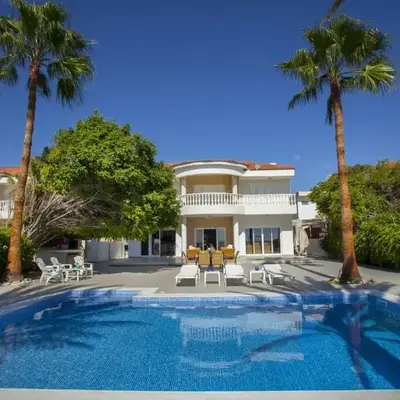 Luxury Villa With Special Sea Views
