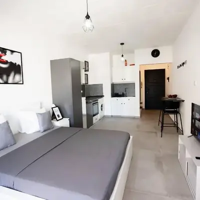 Hubstay - Klea's Downtown City Apartment Suite