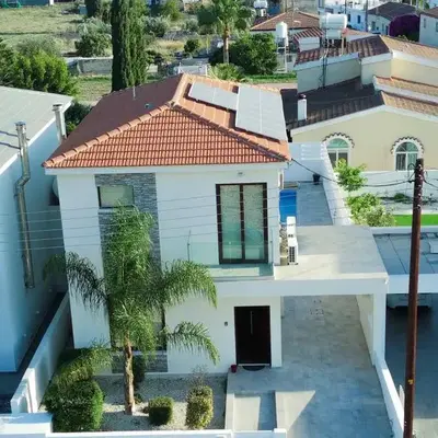 Marios Villa