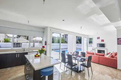 Gallery image of Protaras Pearl PE17 in Paralimni
