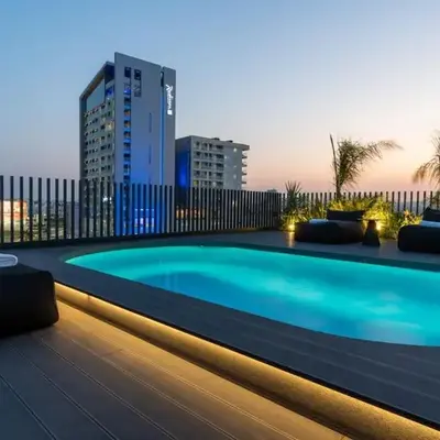 The Penthouse - 3BR Seaview with Private Pool in Larnaca