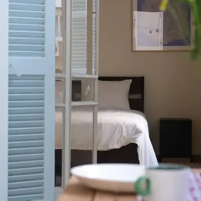 Gladstone Apartment by Tangerine