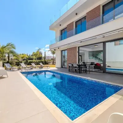 By The Beach - Aura Villa