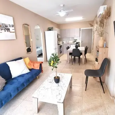 2 Cozy Apts
