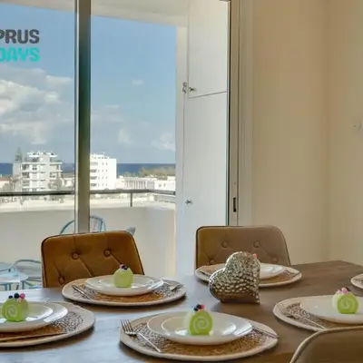Charming 3-Bed Duplex with Stunning Sea View