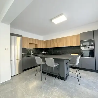 City Rendezvous 3 Bedroom Flat
