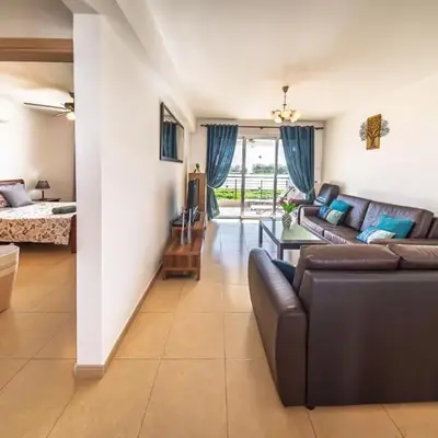 Chromata Lagoon Sea View Apartment