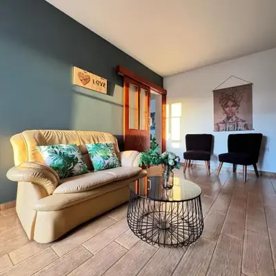 Gold Feather 2Bedroom Center Location and Pool