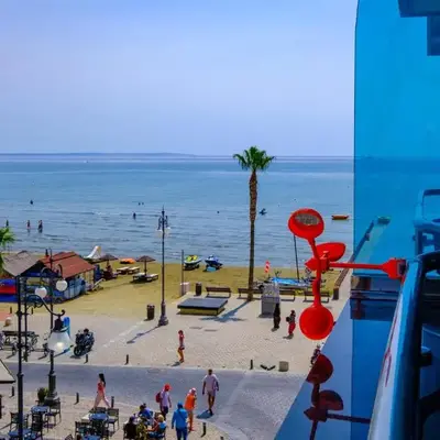 Downtown Finikoudes Beach Apartment