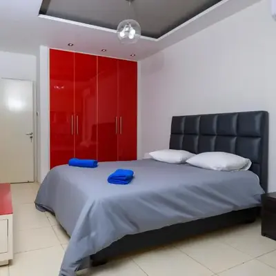 City Center Flat 23