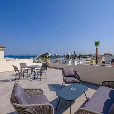 Nautical Club Penthouse Apartments
