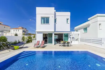 Gallery image of Villa Araella in Protaras