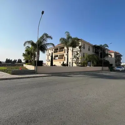 2 Bedroom Penthouse Apartment With Swimming Pool