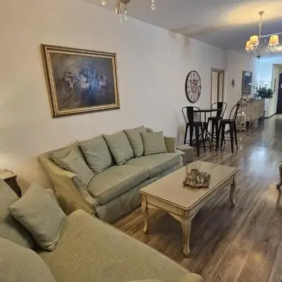 STAY Vintage Central Suite