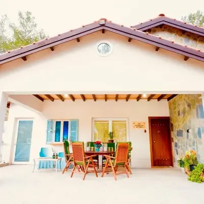 Gazingstars Cottages Agridia