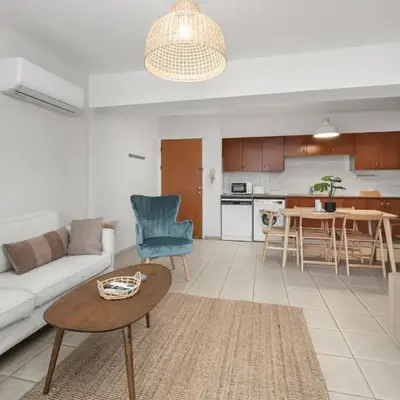 Downtown Stadium 3 Bedroom Apartment