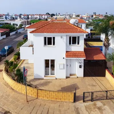 Villa St George - 3 Bed Villa with Private Pool