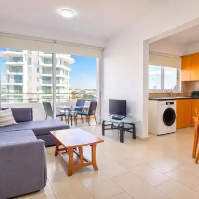 Sunset Poolside Apartment with Pool facility