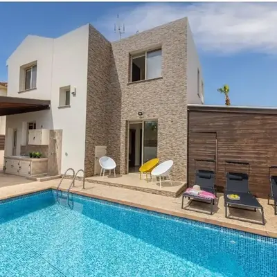 Daffodil villa in Pernera
