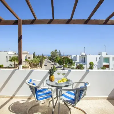 Protaras Holiday Suite Annie