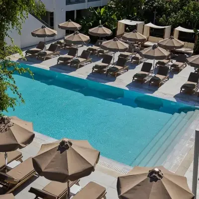 Nissi Park Hotel