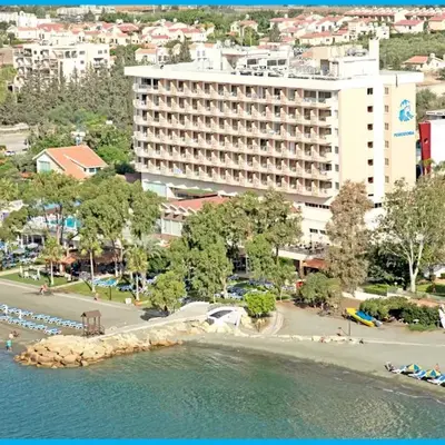 Poseidonia Beach Hotel