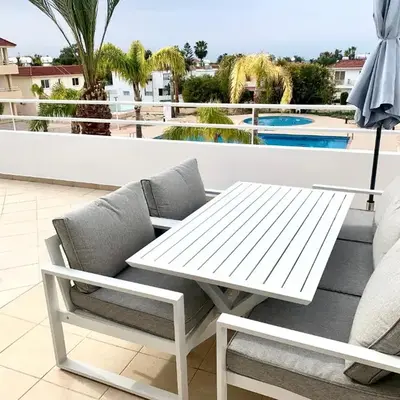 Nissi Sandy Bay C09