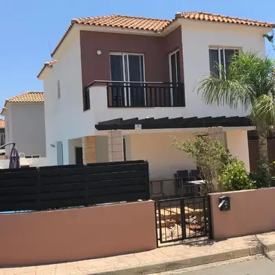 Villa Lola