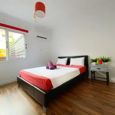 Central 2 Bedroom Apt Terrace and Pool