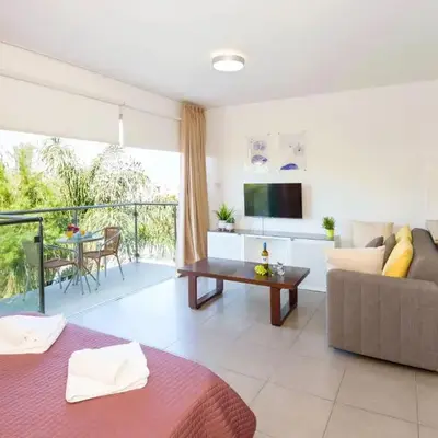 Lucile - Coralli Beachfront Apartment