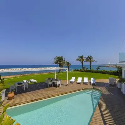 Beachfront Dream Villa