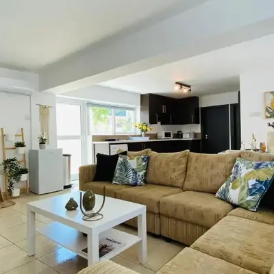 Serena's 2-BR Apartment in Larnaca