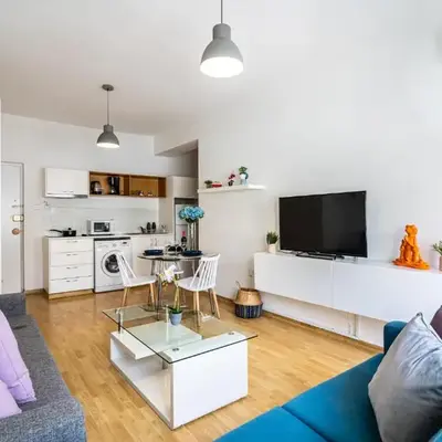 Blue Ivy 1-BR Apt in Larnaca Center