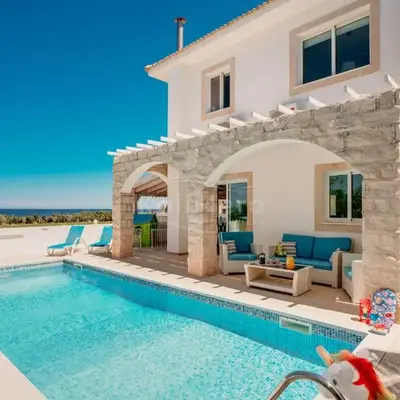 Villa Maria