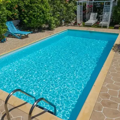 Greek Island Style 2 bedroom Villa with Pool next to the Sea
