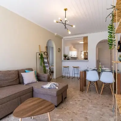 Keylana's 2-BR Apt in Pyla