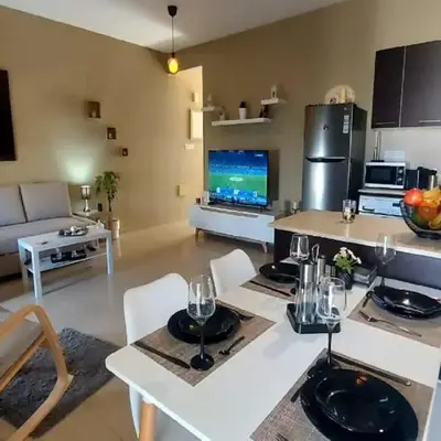 Paramount Gardens Resorts C202